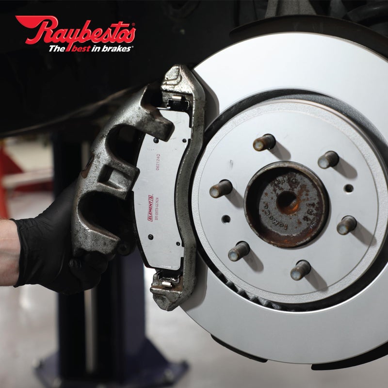 Raybestos مجموعة وسائد الفرامل الخلفية البديلة للسيارات Raybestos Element3 لسيارة Ford مختارة، Lincoln (EHT711H) - Image 5